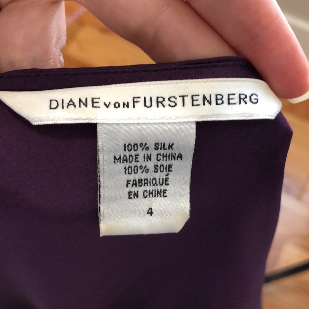 Diane Von Furstenberg 100% silk Purple Wrap Blouse 4 - Picture 3 of 16